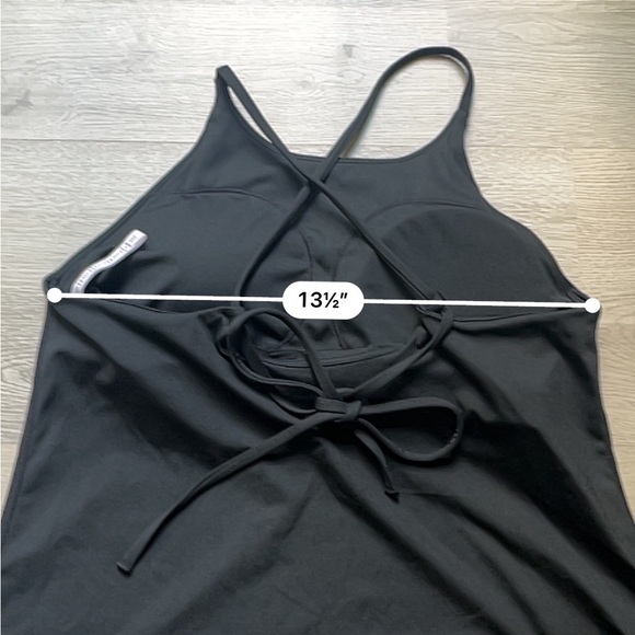 Halara Higher neck cross back performance dress (M) - Picture 7 of 7